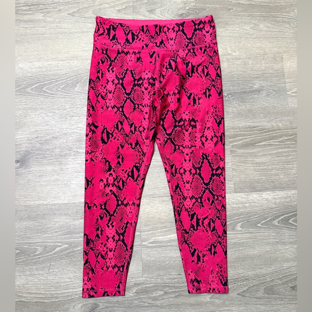 •DKNY SPORT• SNAKESKIN PRINT LEGGINGS